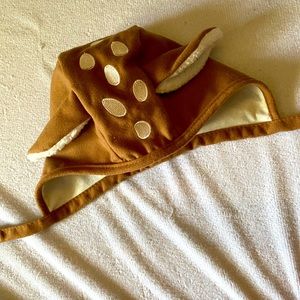 Baby hat!! Deer style!! Adorable for newborn to 3 months.